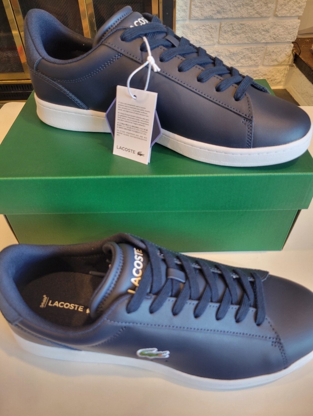NWT Mens (10.5) Lacoste Carnabys Sneakers Navy Blue